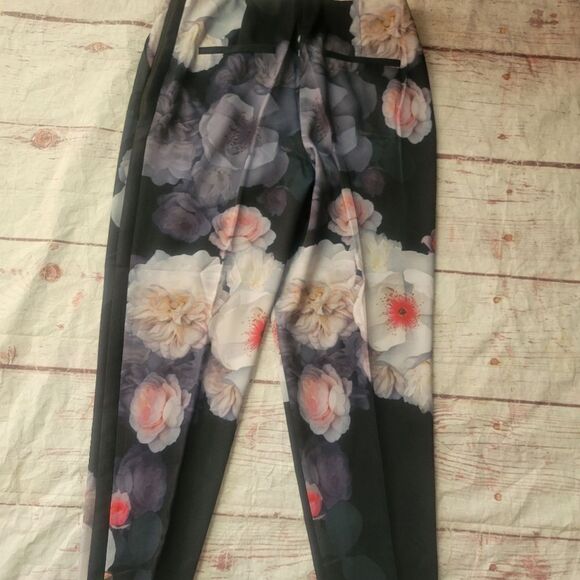 Ted Baker Indes Chelsea Flower Loose Trousers Size 8 NWT - Picture 5 of 9
